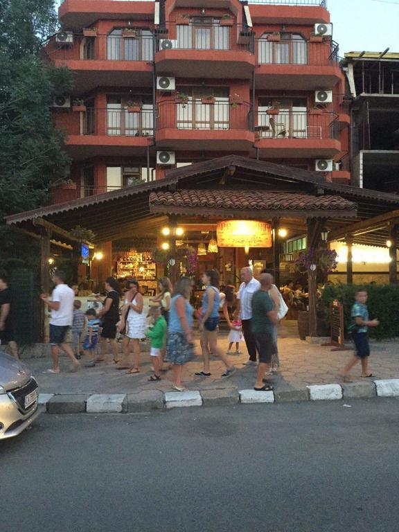 Terra Guest House Ravda Buitenkant foto